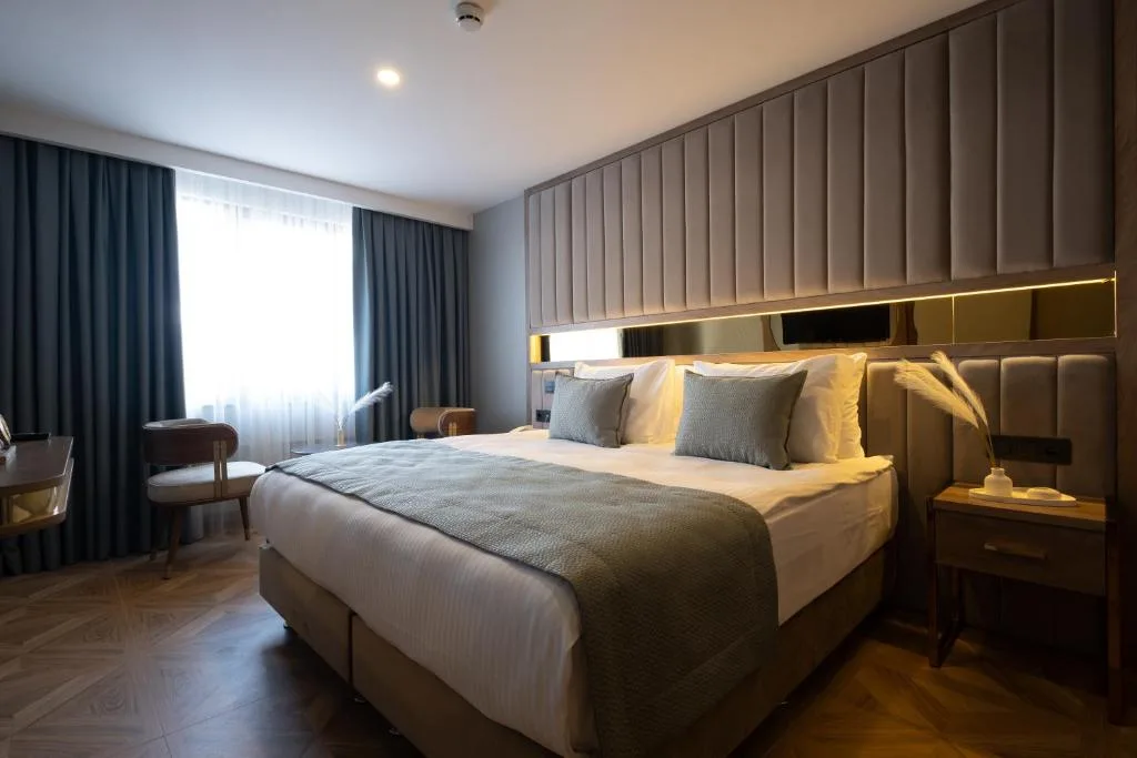 Buke Hotel Bomonti Superior King Oda